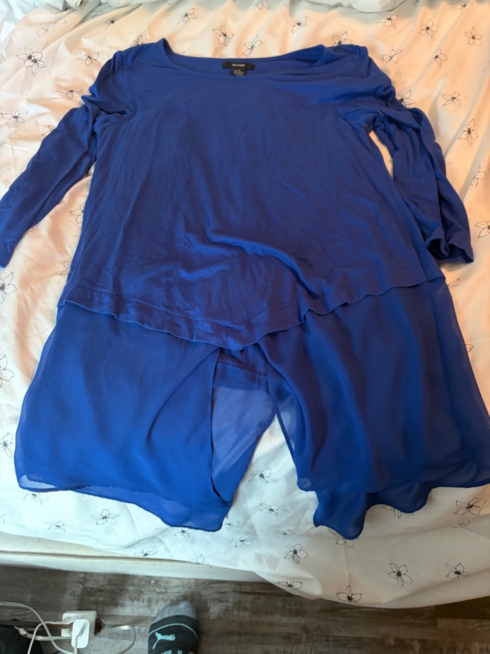 Alfani Royal Blue Scoop Neck Top‎